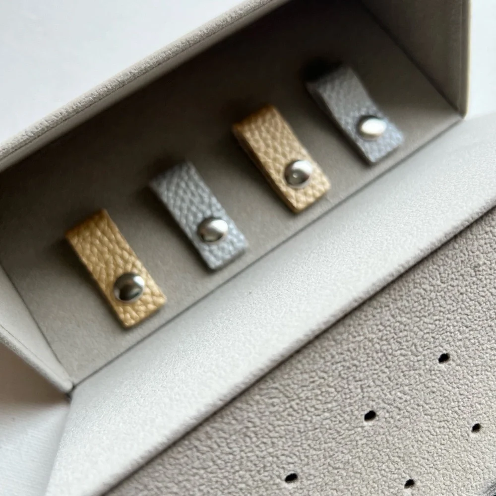 Max Studio multiuse travel case
